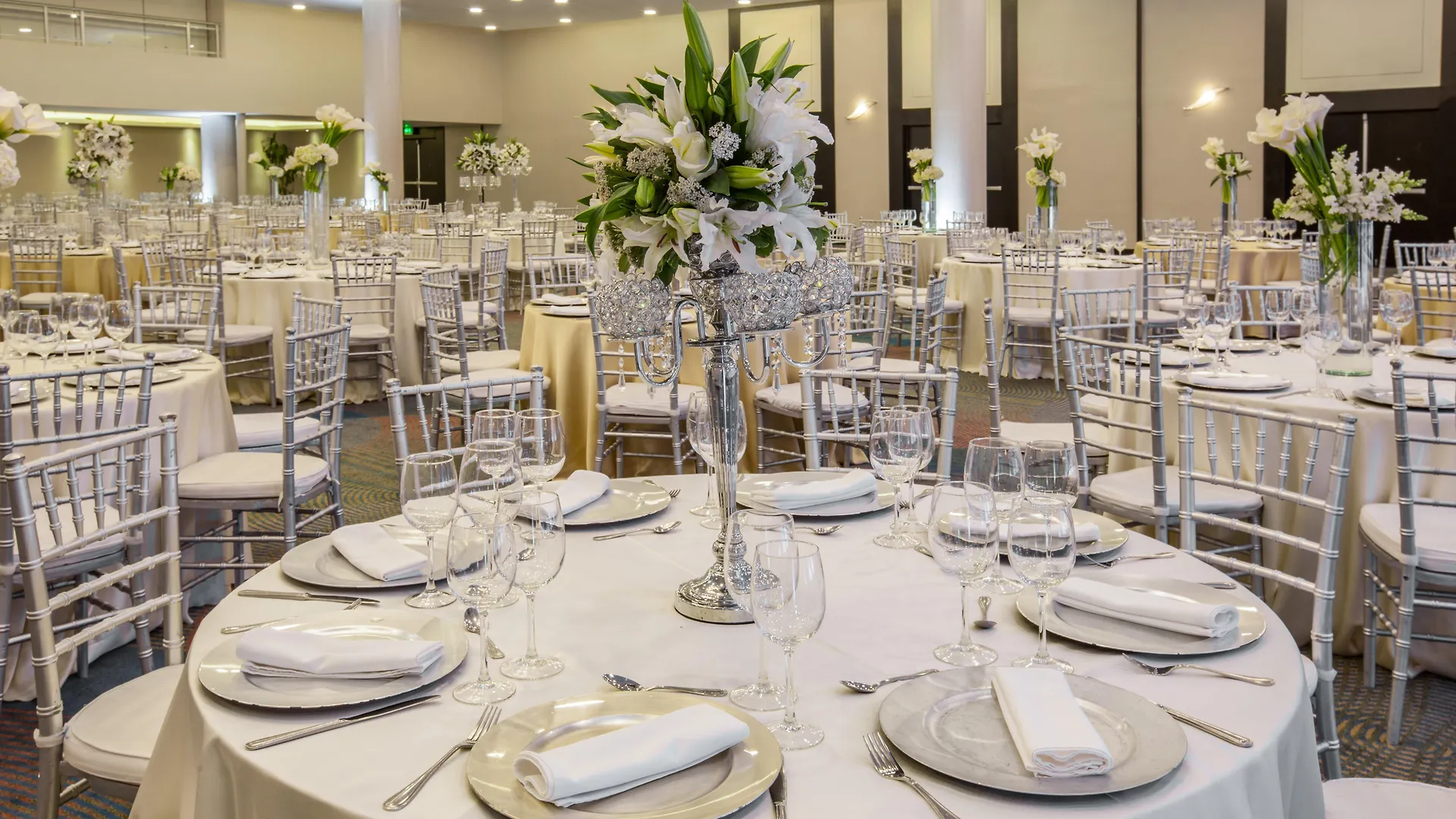 Hotel Crowne Plaza Santo Domingo By Ihg