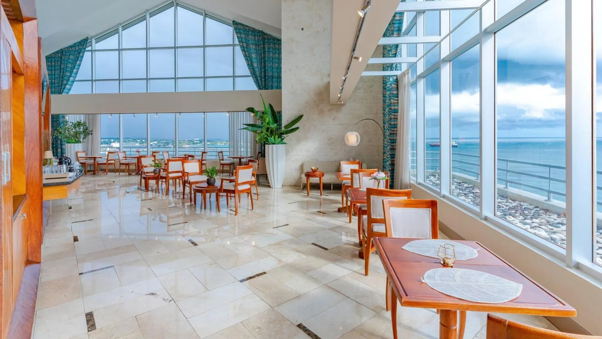 Hotel Crowne Plaza Santo Domingo By Ihg