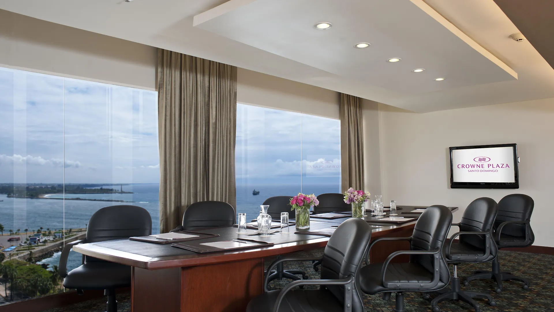 Crowne Plaza Santo Domingo By Ihg Hotel